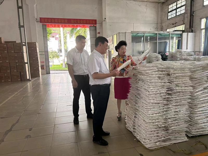 互聯網-梧州市分局-國家外匯管理局梧州市分局赴廣西梧州日新塑料實業有限公司開展走訪調研活動-20230818.jpg